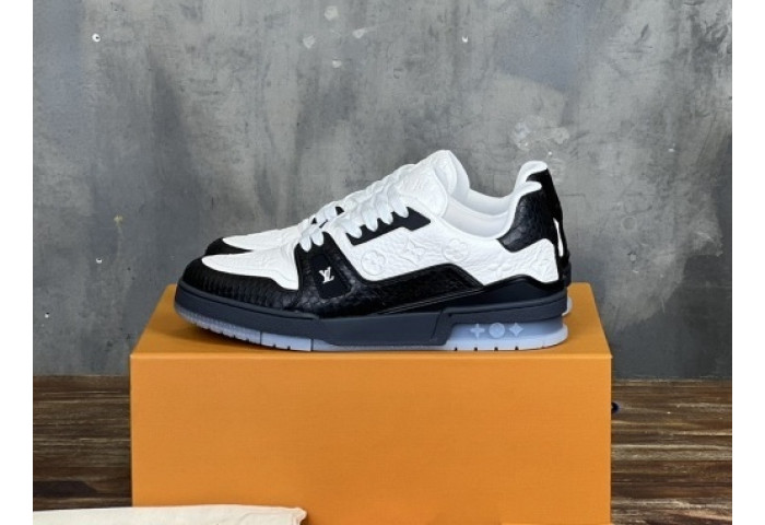 Louis Vuitton LV trainer LVT-216