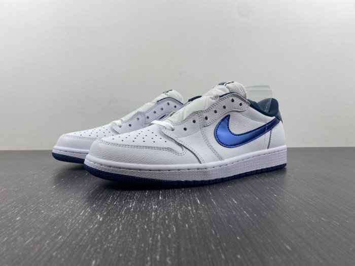 AIR JORDAN 1 LOW RETRO OG ''MIDNIGHT NAVY'' 705329-106