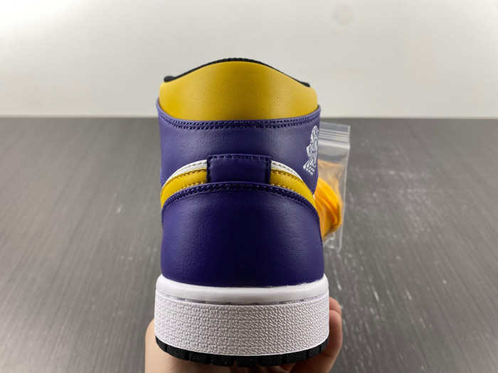 Air Jordan 1 Mid "Lakers" DQ8426-517