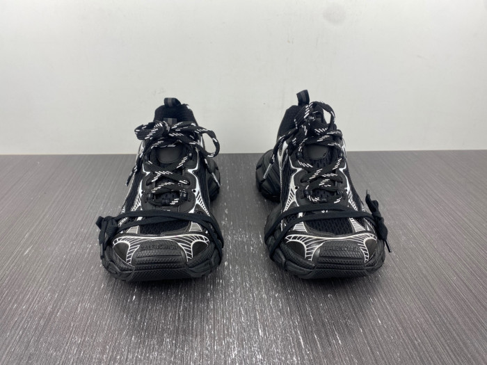 Ba*len*cia*ga phantom sneaker w1rb5 0102