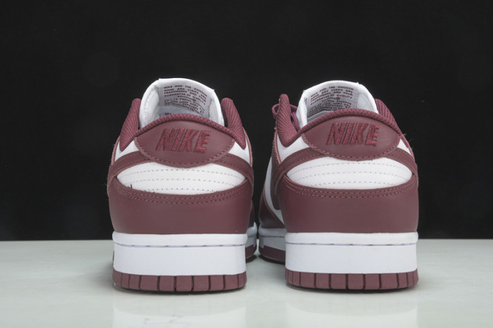 Nike Dunk Low Bordeaux DD1503-108