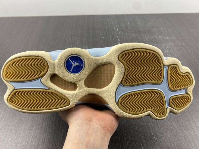 SOLEFLY X AIR JORDAN 13 DX5763-100