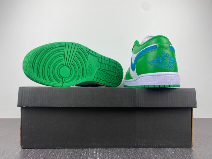 Air Jordan 1 Low “Lucky Green” DC0774-304