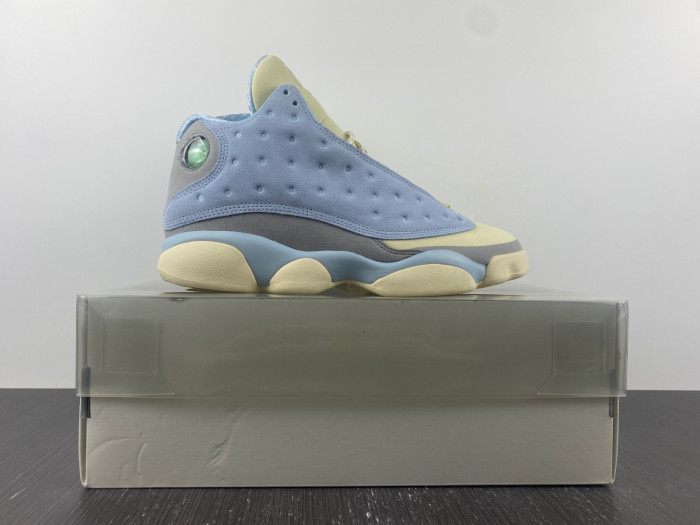 SOLEFLY X AIR JORDAN 13 DX5763-100