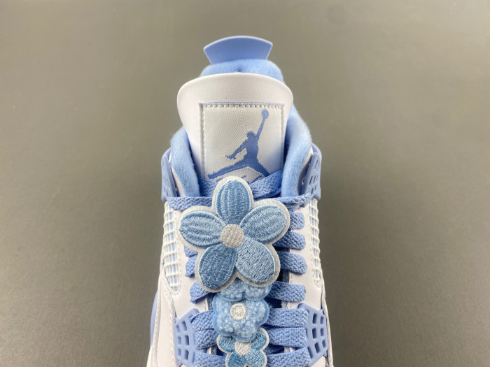 Air Jordan 4 “Forget Me Not” WMNS HV0823-100