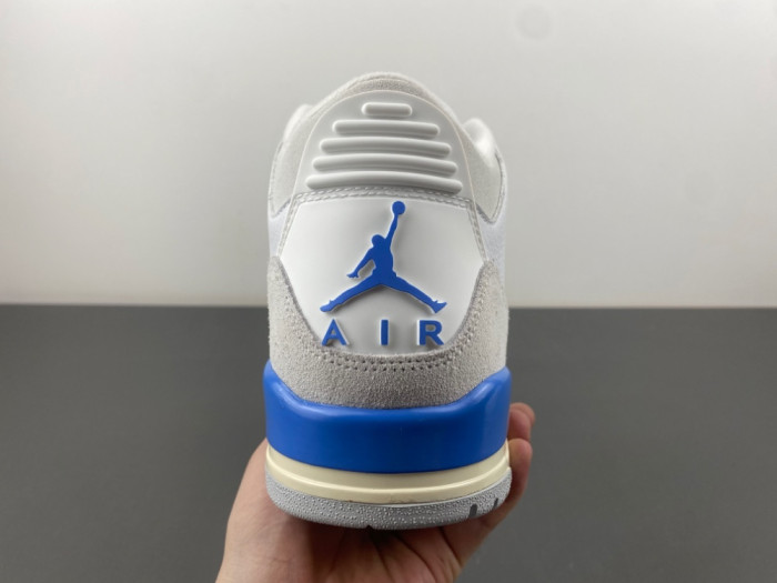 Air Jordan 3 “Lucky Shorts” UNC CT8532-101