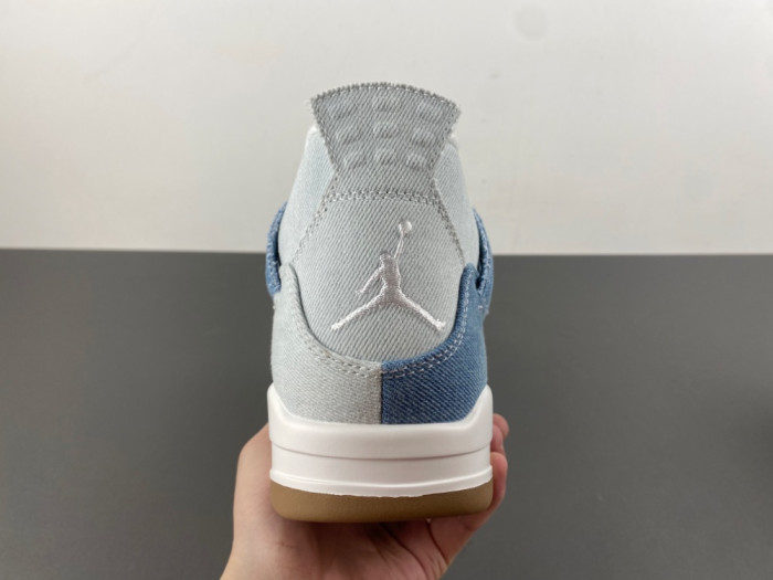 Air Jordan 4 Denim "Worn Blue” IB6716-100