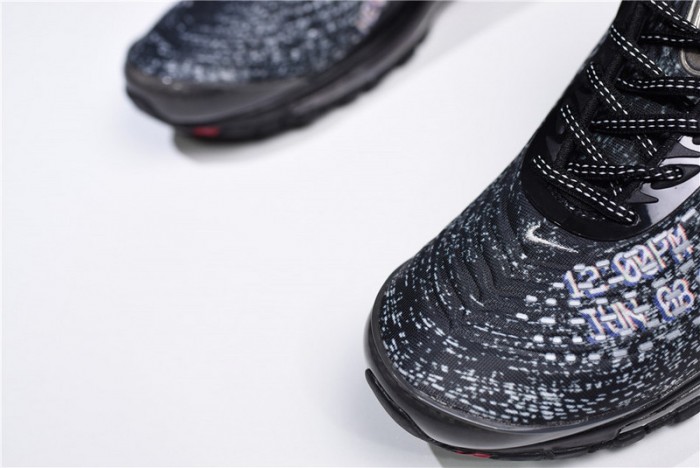 Skepta x Nike Air Max Deluxe AQ9945-001