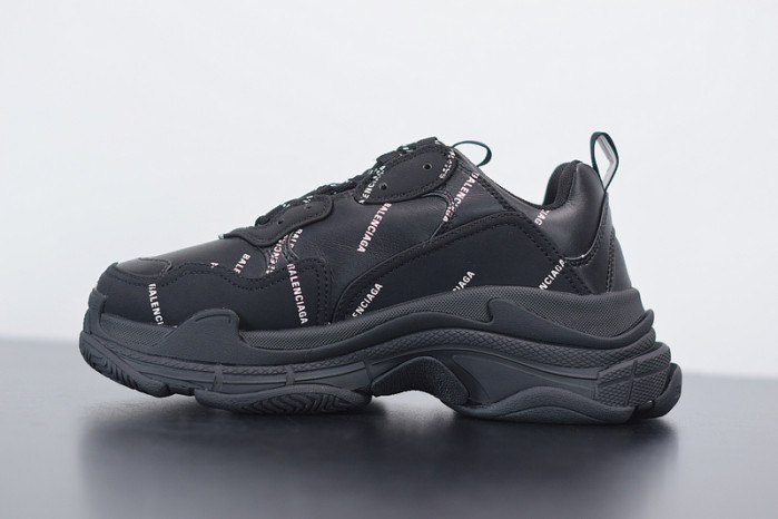 BL TRIPLE S TRAINERS