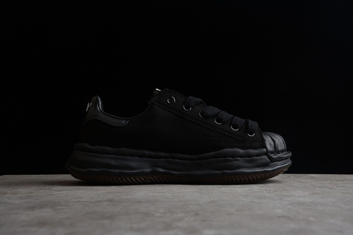 Ma*s*n mihara yasuhiro sneaker ao8fw735