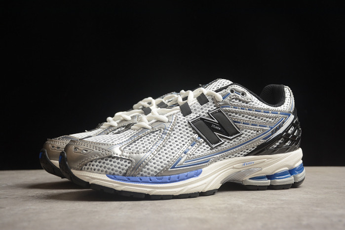 New Balance M1906RCD Silver Metallic