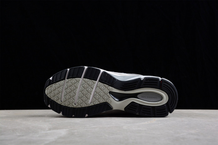 New Balance NB990 M990VS4