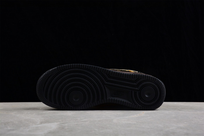 LV X NIKE AIR FORCE SNEAKER