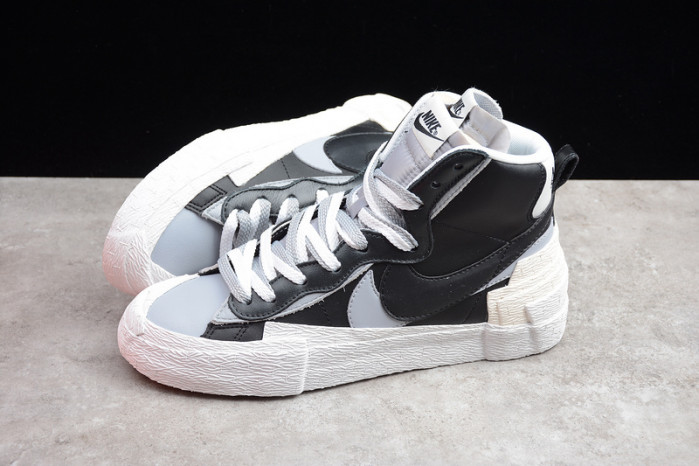 Nike Blazer High sacai white-grey - BV0072-002
