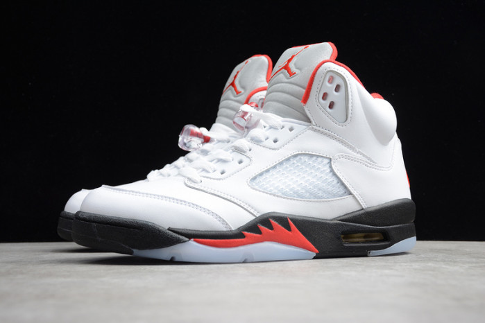 Air Jordan 5 Fire Red DA1911-102