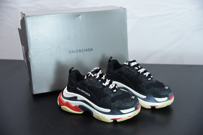 BC TRIPLE S TRAINER 