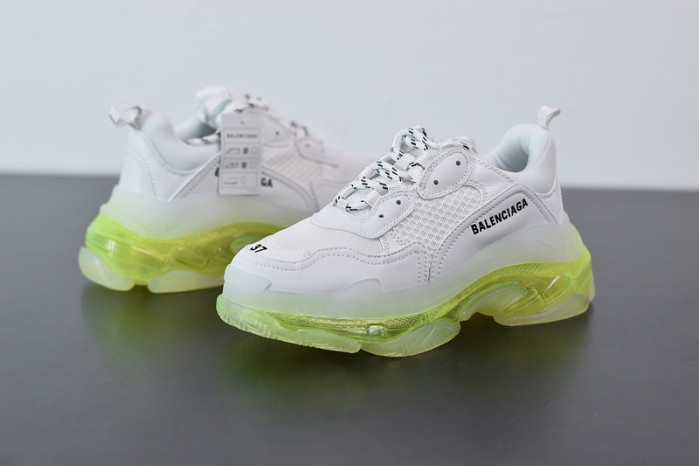 BL TRIPLE S TRAINERS CLEAR SOLE LIGHT GREEN 545325 W09O1 9844