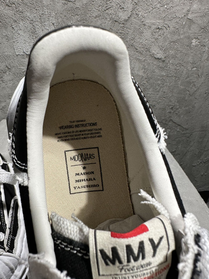 Ma*s*n mihara yasuhiro sneaker mmy-5