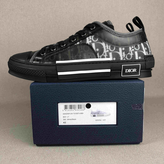 DR B23 OBLIQUE TOP SNEAKER