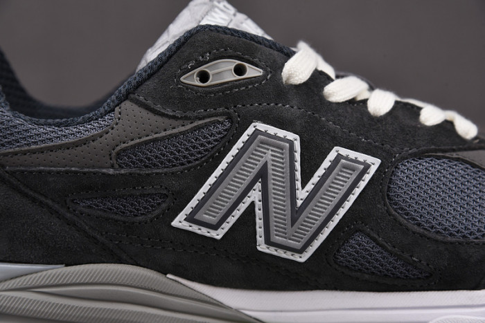KITH x New Balance 990 V3“Tornado 990V3 M990KT3