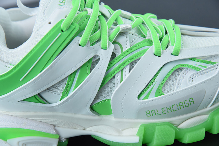 BC TRACK 542436 W3RL1 9035