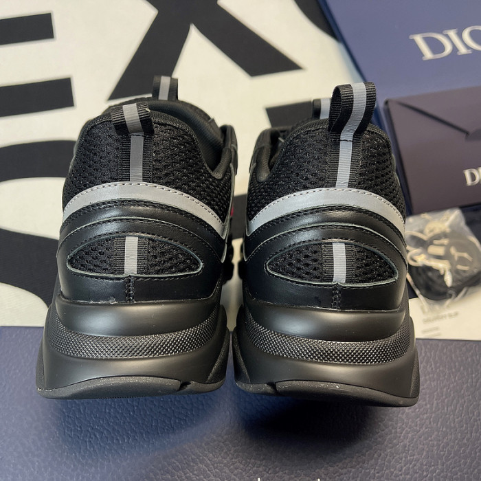 DR B22 TRAINER SNEAKER