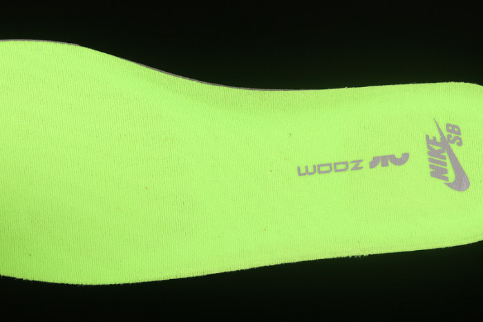 NIKE SB DUNK LOW PRO BART SIMPSON BQ6817-602