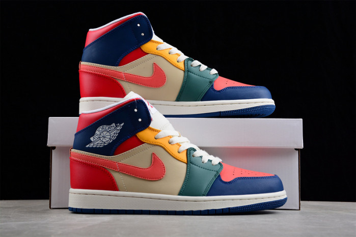 Air Jordan 1 Mid "University Blue" DN3738-400