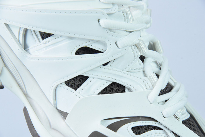 BC TRACK IDK81754632