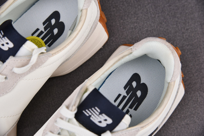 New Balance NB327 A