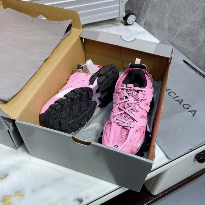 BL Track Sneaker R51