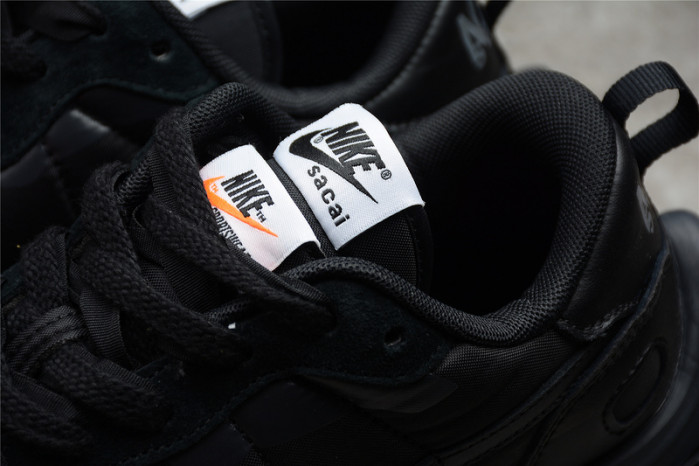 NIKE VAPORWAFFLE SACAI 