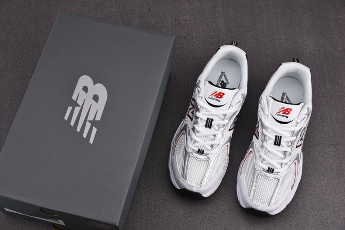 New Balance 530 WHITE