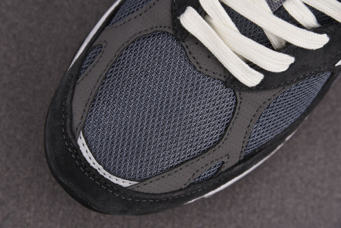 KITH x New Balance 990 V3“Tornado 990V3 M990KT3