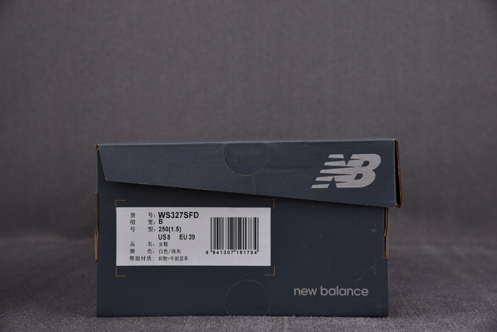 New Balance NB327F