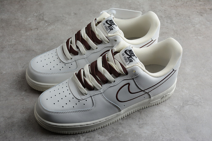 NIKE Air Force 1 CL6326-138