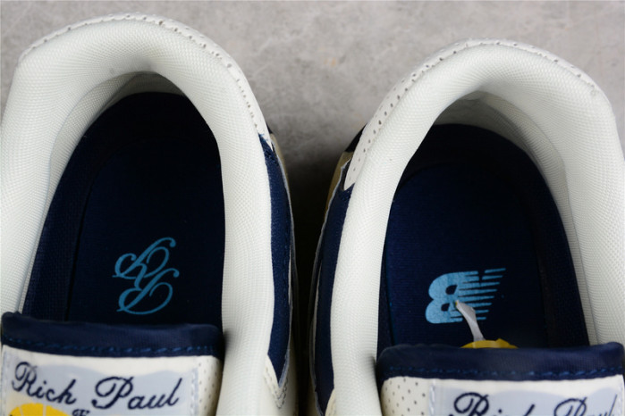 NEW BALANCE 550 WHITE BLACK BB550RP1