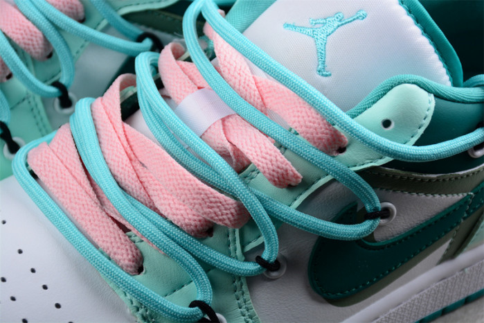 Air Jordan 1 Low DC0774-132