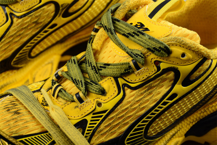 B*ALENCIAGA 3XL SNEAKER YELLOW W3XL27010