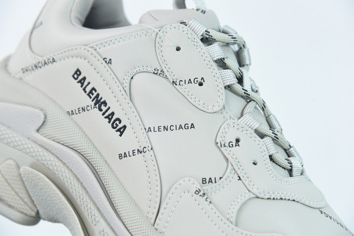 BL TRIPLE S TRAINERS