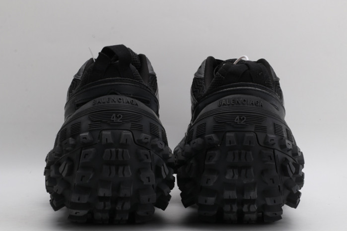 BC DEFENDER RUBBER PLATFORM SNEAKERS