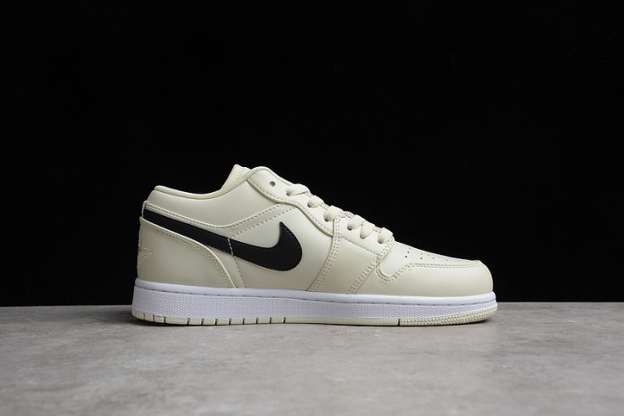 WMNS AIR JORDAN 1 LOW 