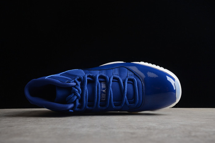 AIR JORDAN 11 RETRO "Midnight Navy White" AT7802-115