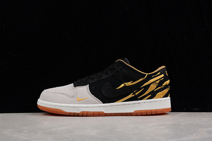 NIKE DUNK LOW “YEAR OF THE TIGER” DQ5351-001