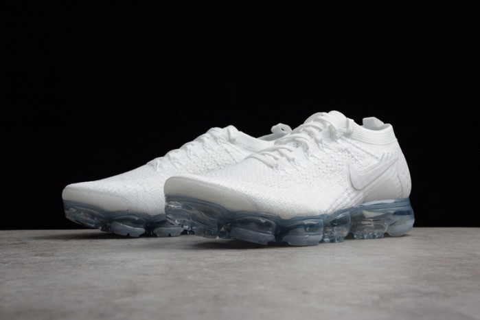 Nike Mens Air VaporMax Flyknit 2.0 Triple White 942842-100