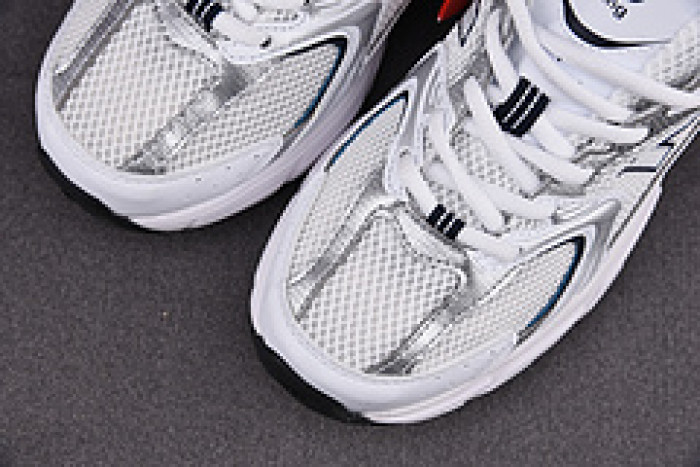 New Balance 530 MR530SG