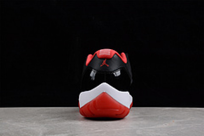 AIR JORDAN 11 RETRO LOW BG 
