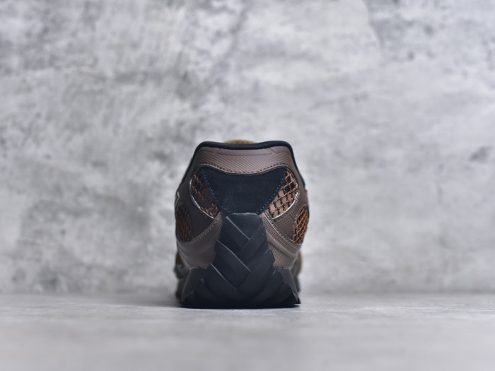 BOTTEGA VENETA SNEAKER BVS-043