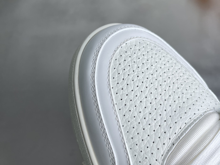 Louis Vuitton LV trainer LVT-227