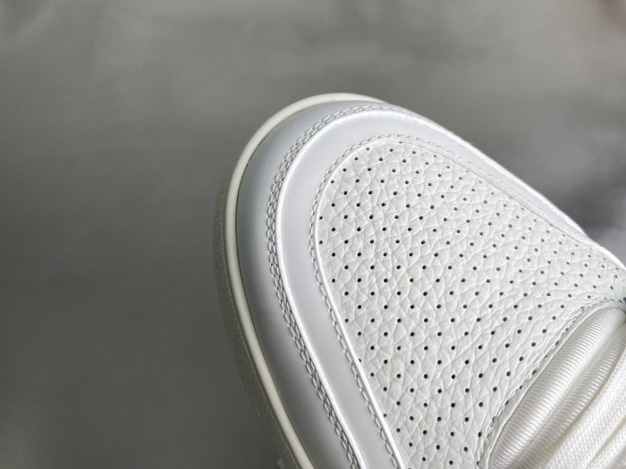 Louis Vuitton LV trainer LVT-226